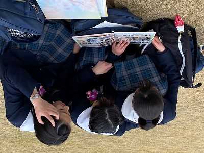 アルバムを見る.jpg