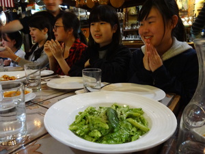 21 dinner 1.jpg